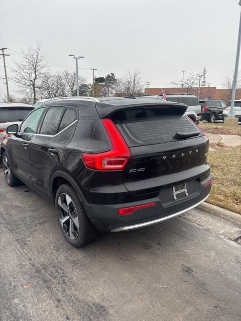 used 2025 Volvo XC40 car, priced at $33,927