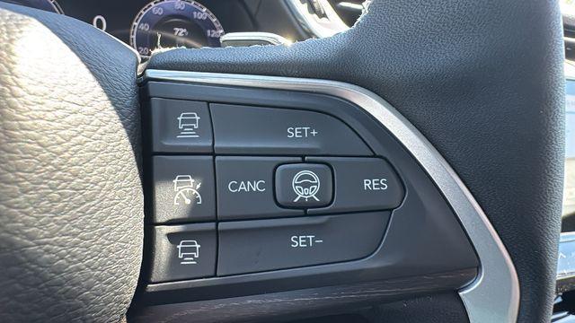 new 2026 Jeep Grand Cherokee car, priced at $47,838