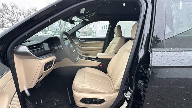 new 2026 Jeep Grand Cherokee car, priced at $47,400