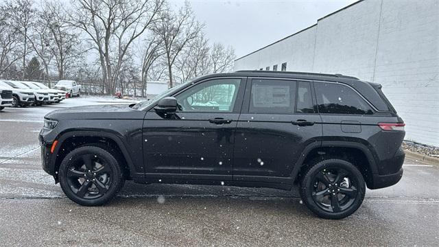 new 2026 Jeep Grand Cherokee car, priced at $47,400
