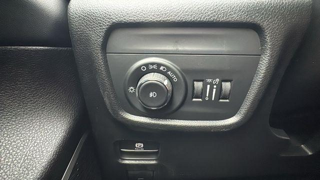 new 2026 Jeep Grand Cherokee car, priced at $42,845