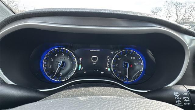 new 2026 Chrysler Pacifica car, priced at $40,060