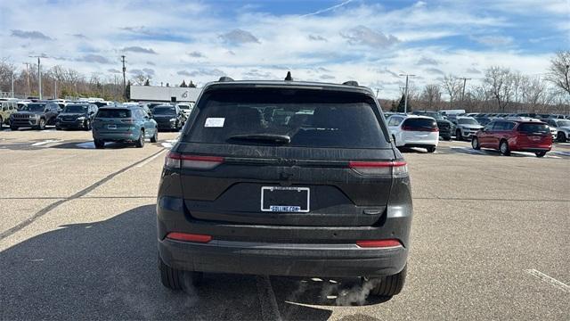 new 2026 Jeep Grand Cherokee car, priced at $60,483