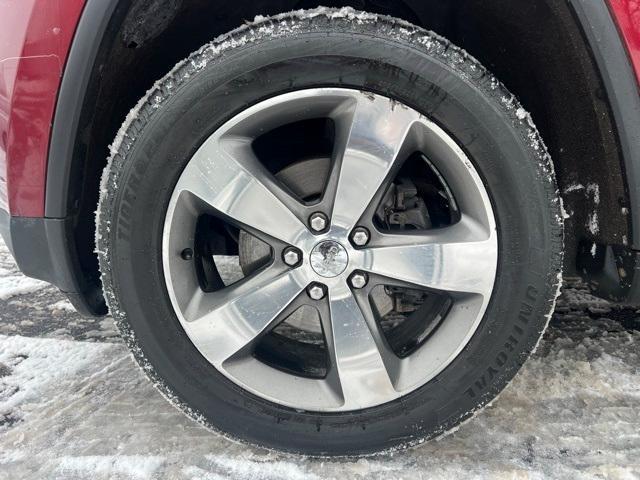 used 2014 Jeep Grand Cherokee car, priced at $7,700