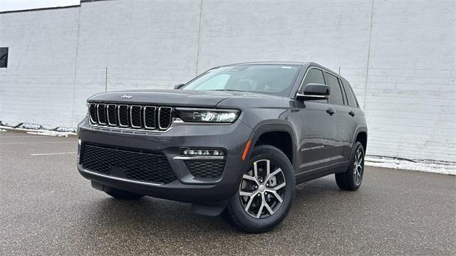 new 2025 Jeep Grand Cherokee car, priced at $45,089