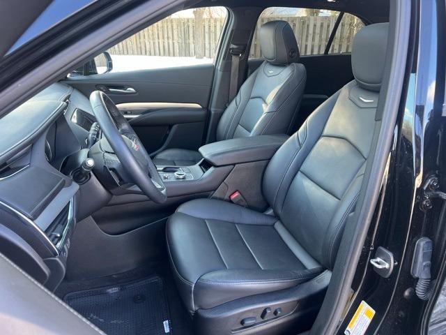 used 2022 Cadillac XT4 car, priced at $27,000