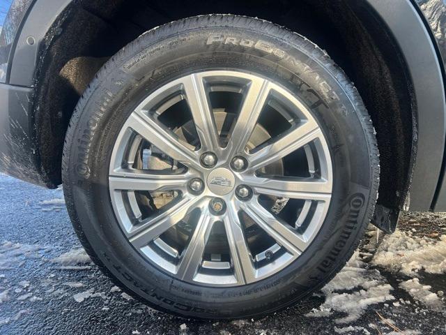 used 2022 Cadillac XT4 car, priced at $27,000