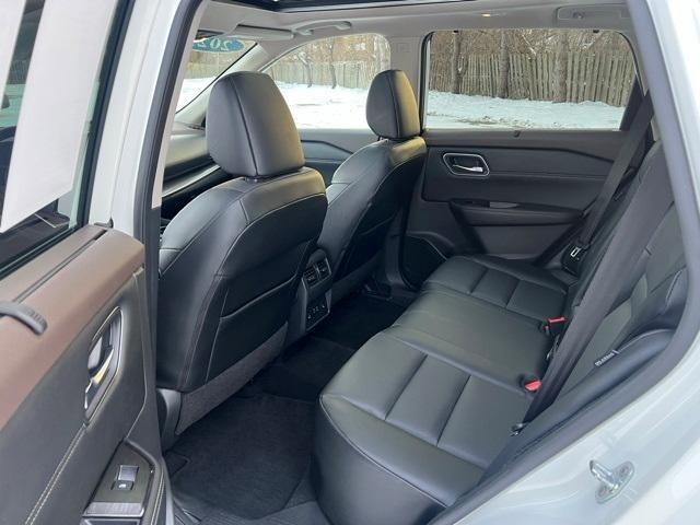 used 2021 Nissan Rogue car, priced at $13,287