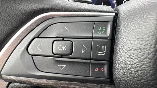 new 2025 Jeep Grand Cherokee car, priced at $46,954