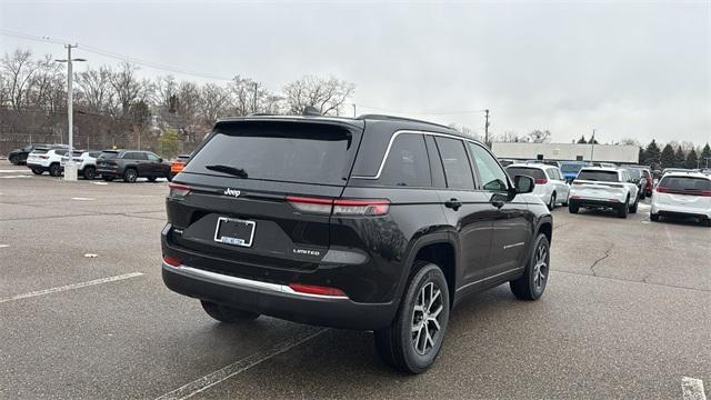 new 2025 Jeep Grand Cherokee car, priced at $42,939