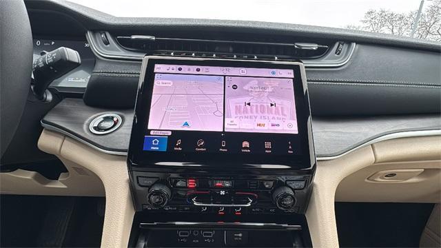 new 2025 Jeep Grand Cherokee car, priced at $42,939