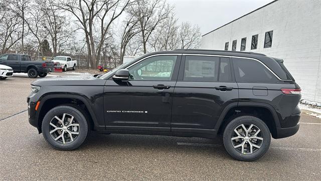 new 2025 Jeep Grand Cherokee car, priced at $42,939