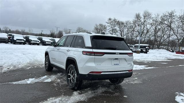new 2025 Jeep Grand Cherokee car, priced at $42,430