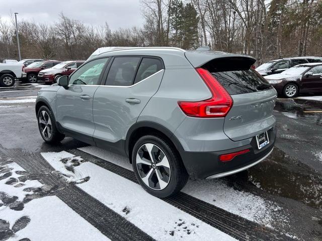used 2025 Volvo XC40 car, priced at $31,464