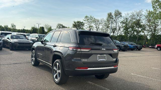new 2026 Jeep Grand Cherokee car, priced at $44,269