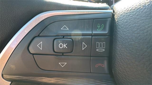 new 2025 Jeep Grand Cherokee car, priced at $37,067