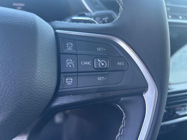 used 2024 Jeep Grand Cherokee L car, priced at $30,953