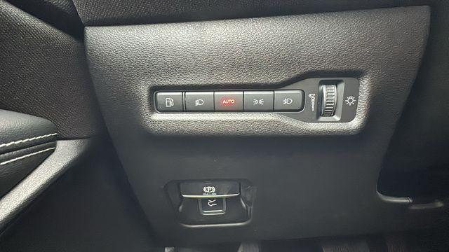new 2026 Jeep Cherokee car, priced at $38,759