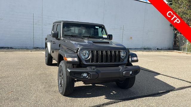 new 2026 Jeep Gladiator car, priced at $45,376