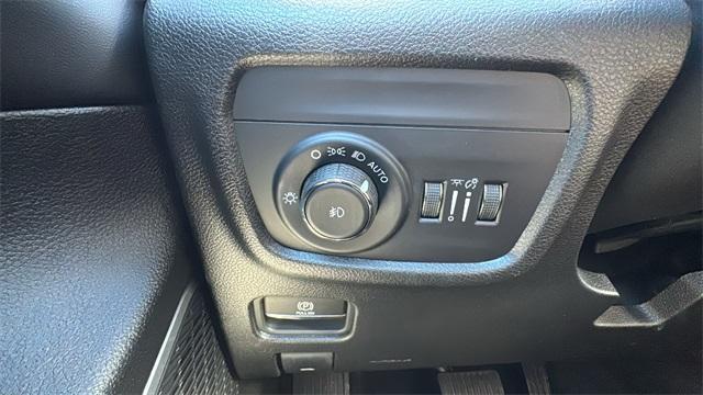 new 2026 Jeep Grand Cherokee car, priced at $47,400