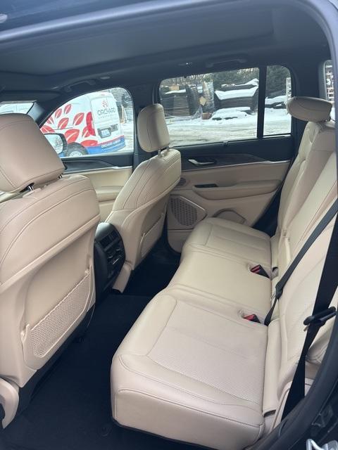 used 2024 Jeep Grand Cherokee car, priced at $37,961