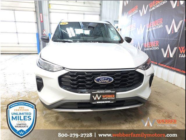 new 2026 Ford Escape car, priced at $32,234
