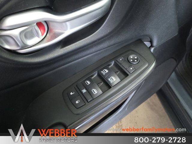 used 2014 Jeep Cherokee car, priced at $10,490