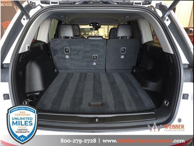 used 2023 Jeep Grand Cherokee car, priced at $32,200