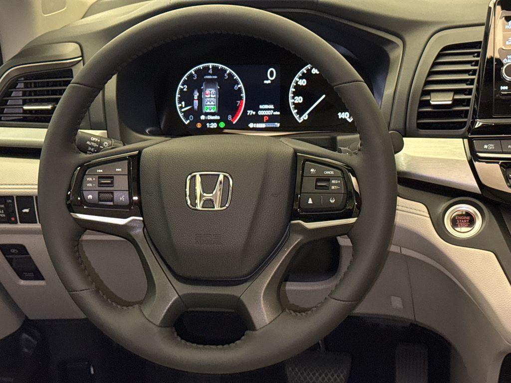 new 2026 Honda Odyssey car, priced at $41,962