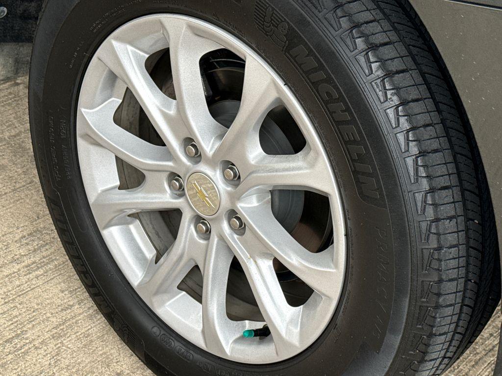 used 2020 Chevrolet Equinox car, priced at $17,985