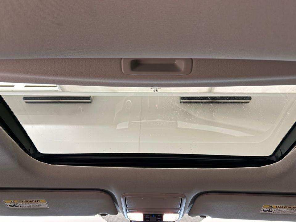 new 2026 Honda Odyssey car, priced at $42,509