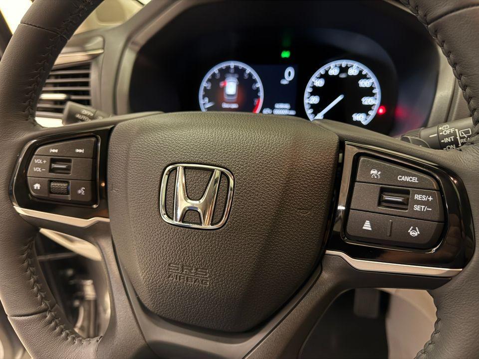 new 2026 Honda Odyssey car, priced at $42,509