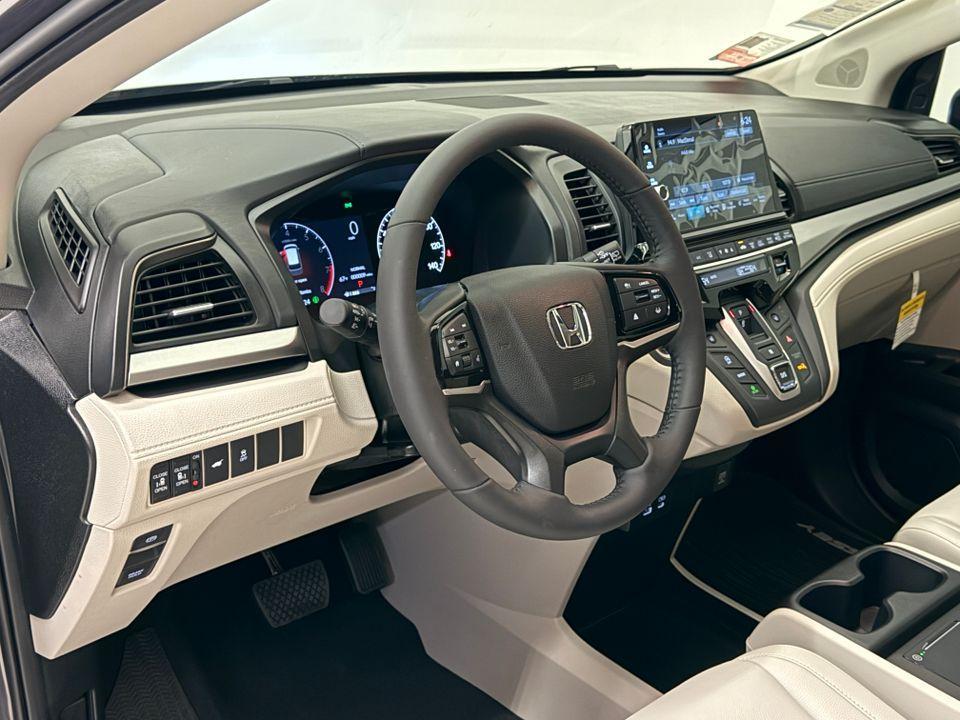 new 2026 Honda Odyssey car, priced at $42,509