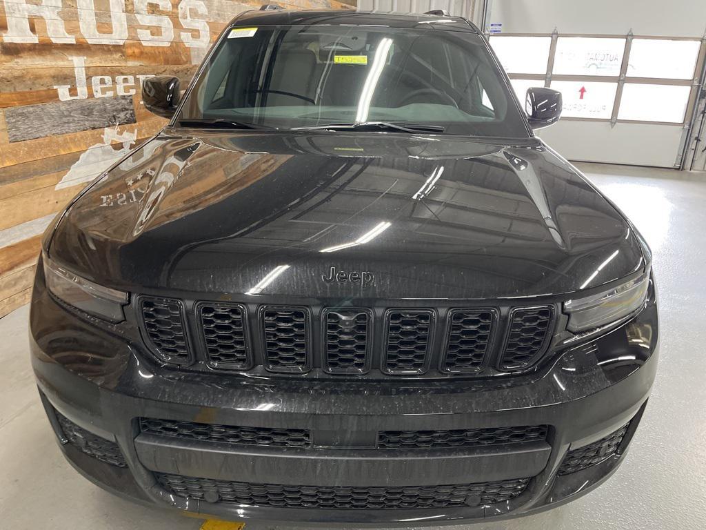new 2025 Jeep Grand Cherokee L car, priced at $56,571