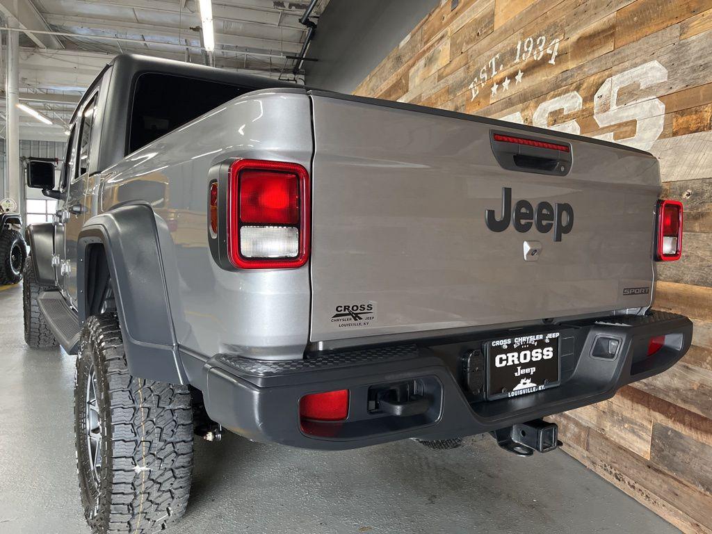 used 2020 Jeep Gladiator car, priced at $27,051