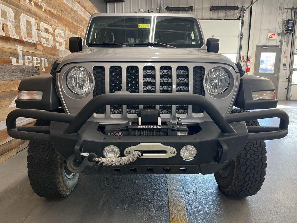 used 2020 Jeep Gladiator car, priced at $27,600