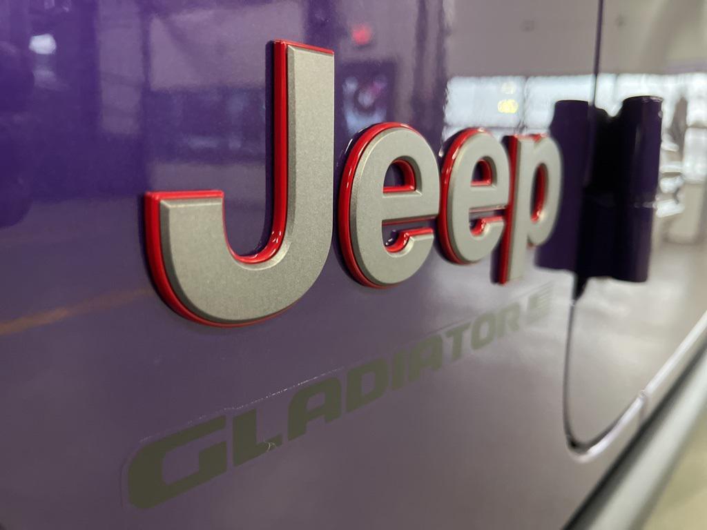 new 2026 Jeep Gladiator car, priced at $53,473