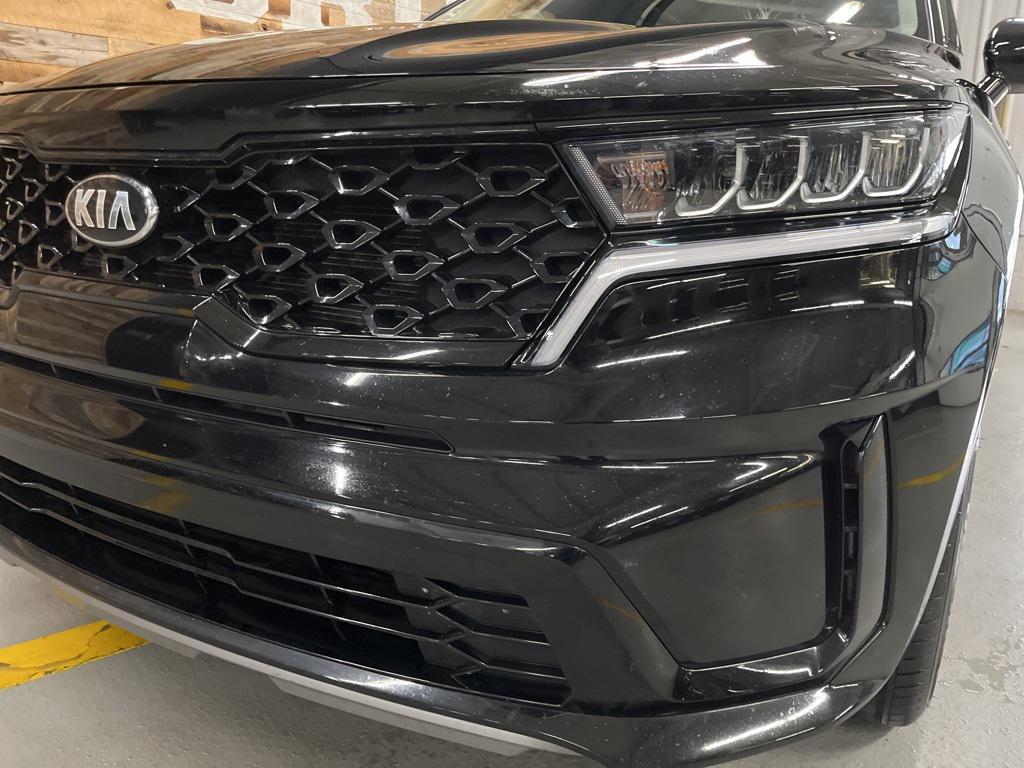 used 2021 Kia Sorento car, priced at $18,542