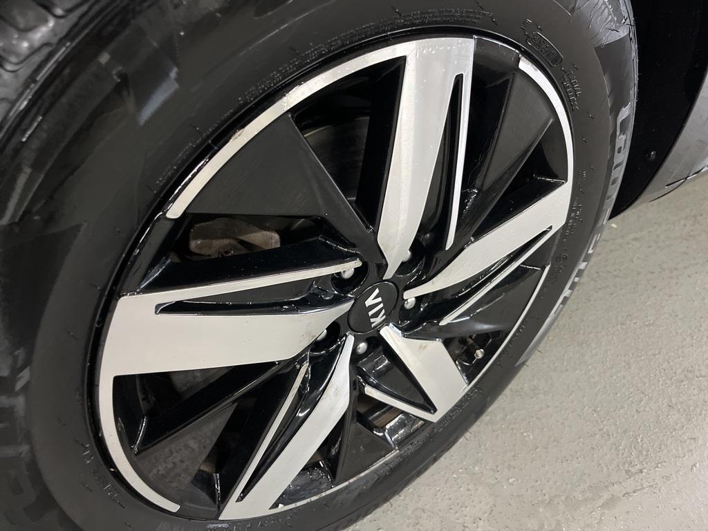 used 2021 Kia Sorento car, priced at $18,542