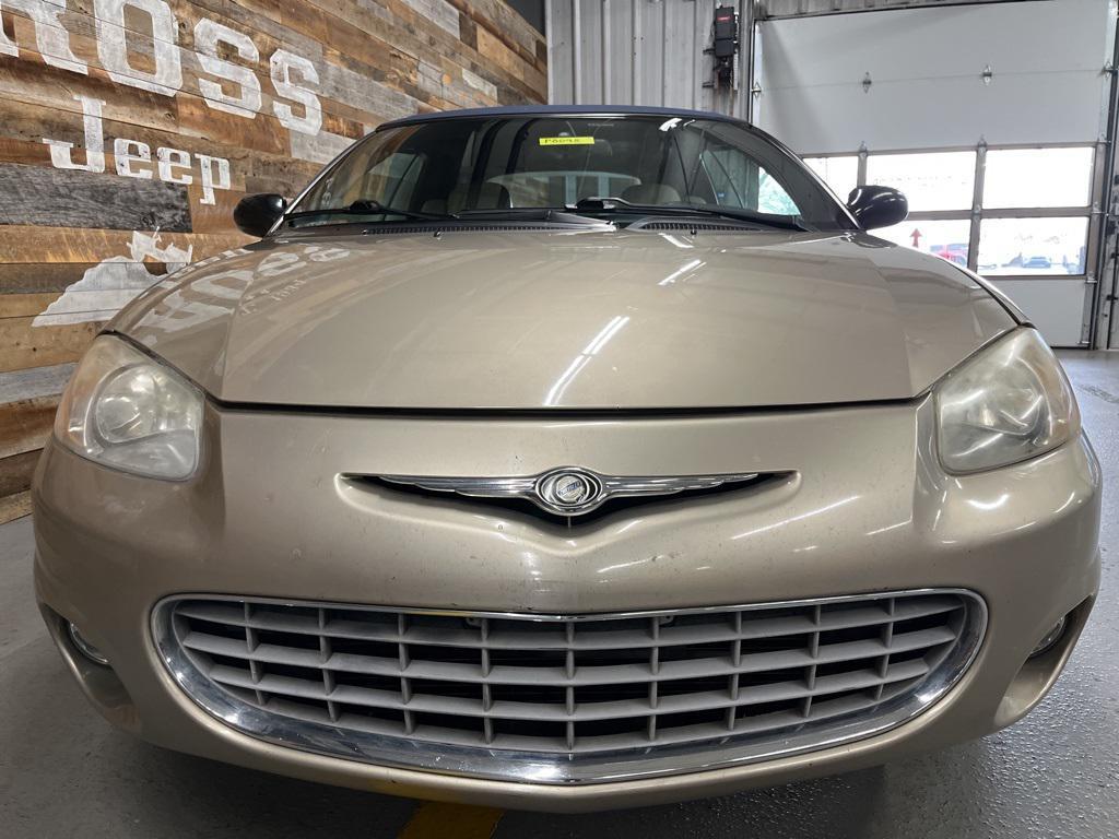 used 2002 Chrysler Sebring car, priced at $3,000