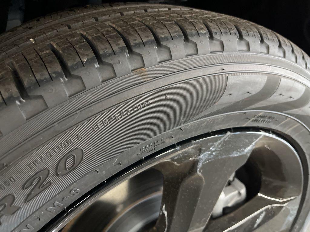 new 2025 Jeep Grand Cherokee L car, priced at $48,623