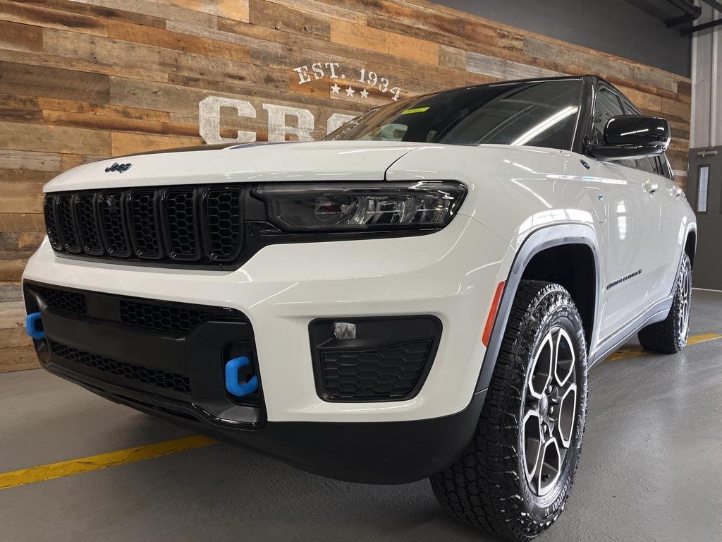 used 2022 Jeep Grand Cherokee 4xe car, priced at $29,319