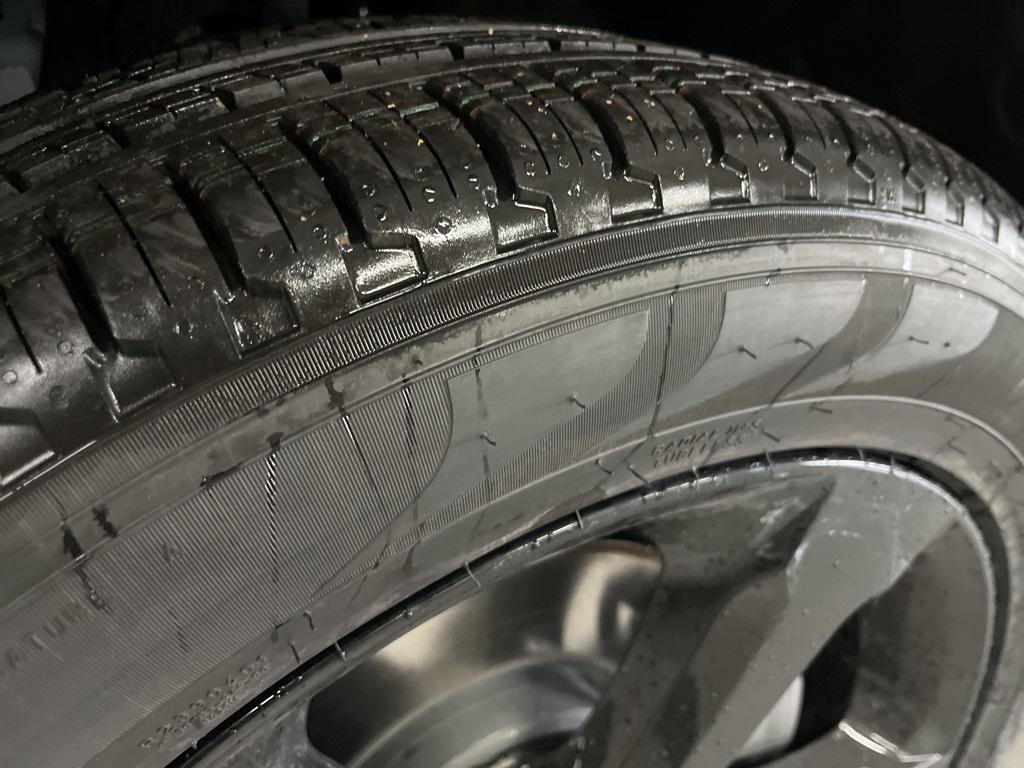 new 2025 Jeep Grand Cherokee L car, priced at $44,000