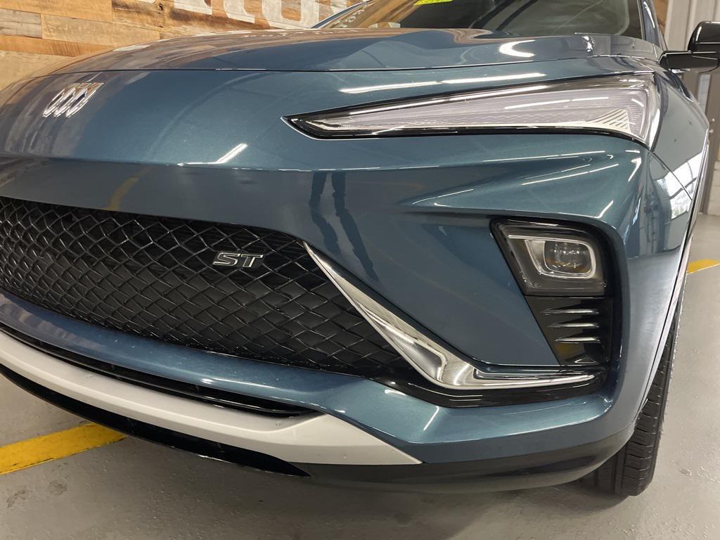 used 2024 Buick Envista car, priced at $23,873