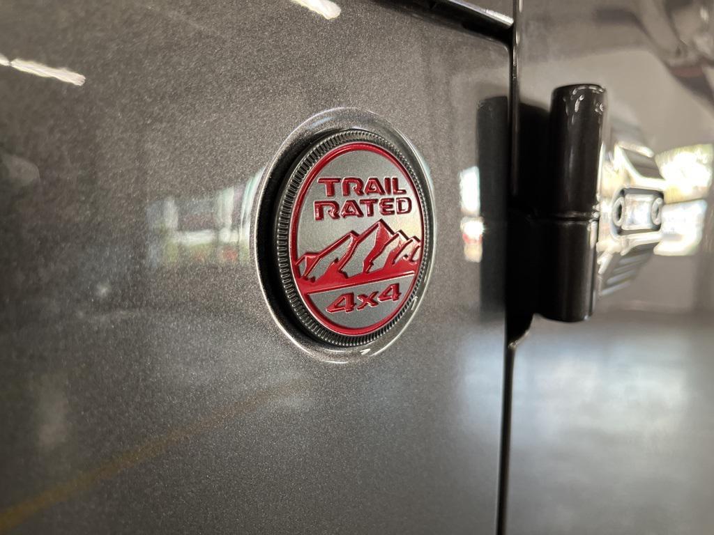 new 2026 Jeep Gladiator car, priced at $61,910