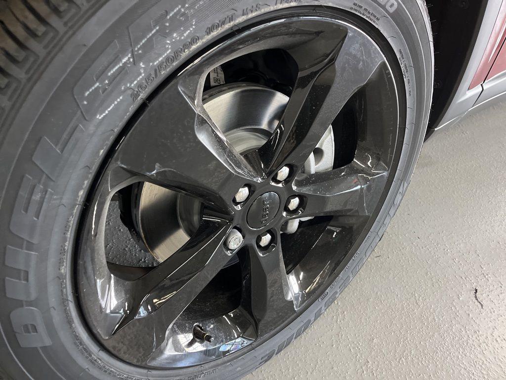 new 2025 Jeep Grand Cherokee car, priced at $41,490