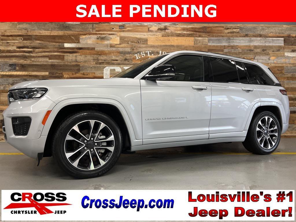 used 2024 Jeep Grand Cherokee car, priced at $40,549