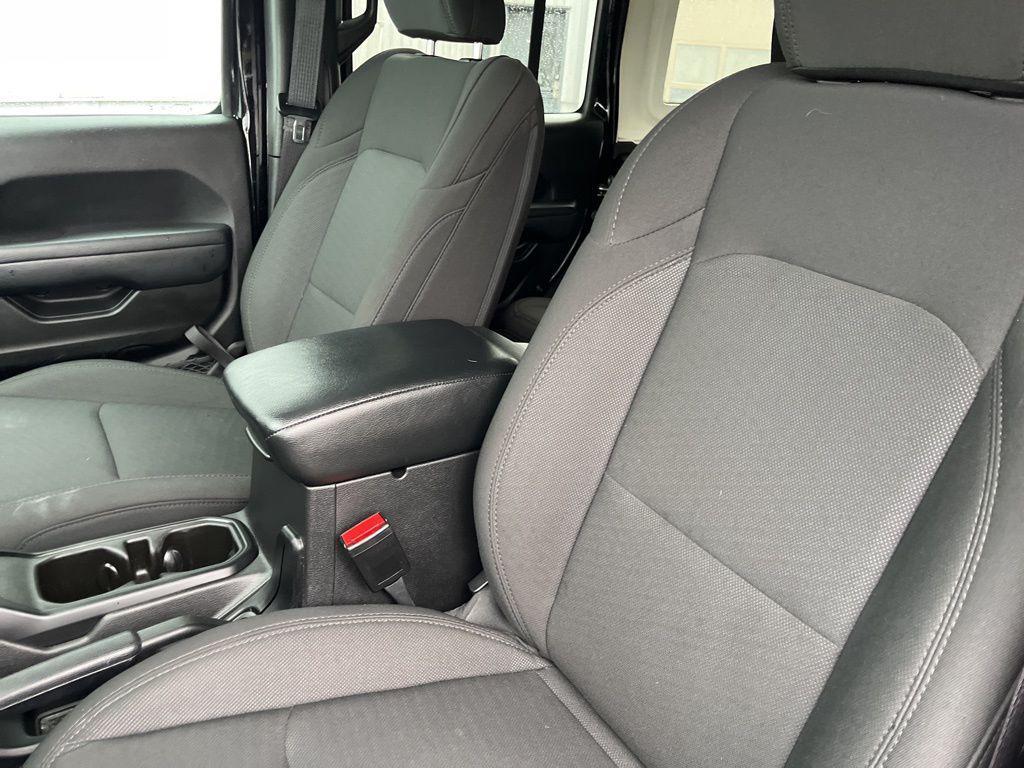 used 2023 Jeep Wrangler car, priced at $31,564