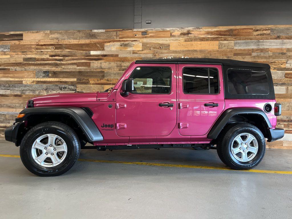 used 2022 Jeep Wrangler Unlimited car, priced at $31,000