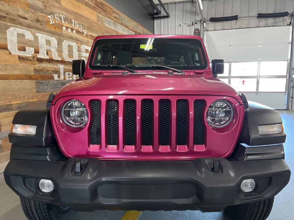 used 2022 Jeep Wrangler Unlimited car, priced at $31,000